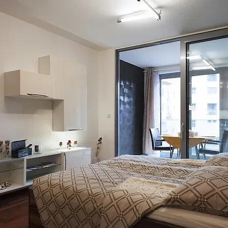 Studio Libenske Terasy Apartment Prague